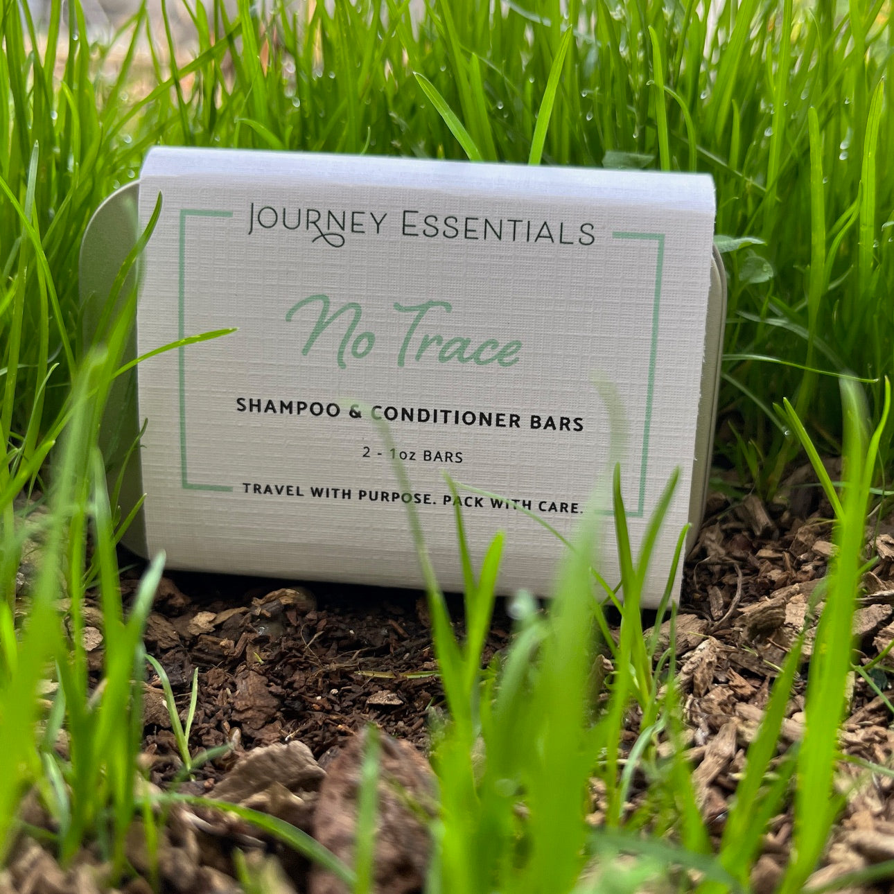 No Trace Travel Tin With Shampoo & Conditioner Bars